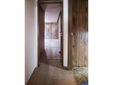 Seller credit available! Well-maintained double-wide on an