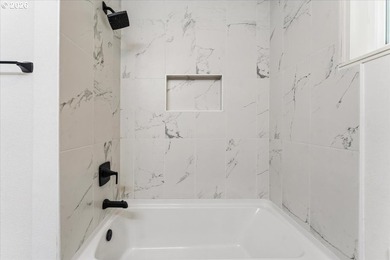 Discover the perfect blend of privacy, versatility, and Columbia - photo 24