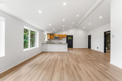 Discover the perfect blend of privacy, versatility, and Columbia - photo 30