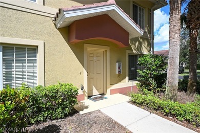 Lake Townhome/Townhouse For Sale in Fort Myers, Florida