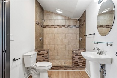 Discover the perfect blend of privacy, versatility, and Columbia - photo 35