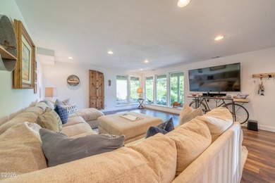 Enjoy magnificent ocean views overlooking scenic Boiler Bay from - photo 37