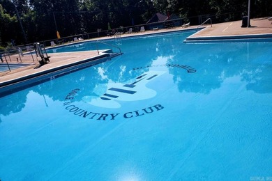 This lakefront property offers a prime building site for a dream - photo 7