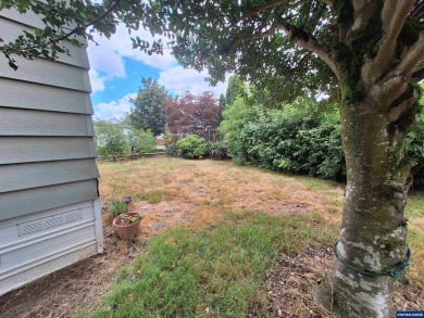 Seller credit available! Well-maintained double-wide on an