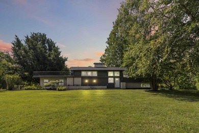 (private lake, pond, creek) Home For Sale in London Kentucky