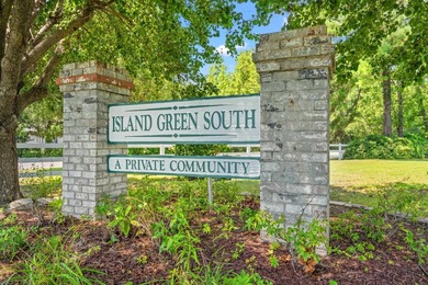 Welcome to the private community of Island Green, located in the - photo 3