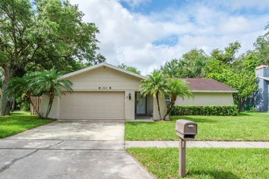 Under contract-accepting backup offers. Welcome to this - photo 1