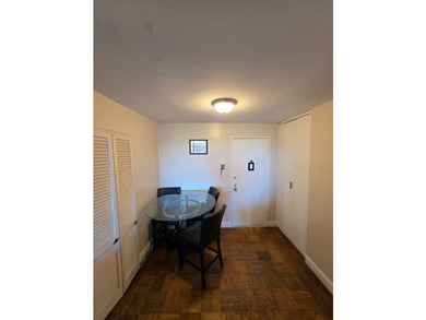 Come See This Penthouse Luxury Hi-Rise 1 Bedroom Apartment with - photo 3
