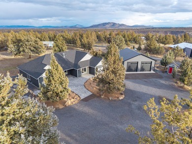 Billy Chinook Lake Home For Sale in Culver Oregon