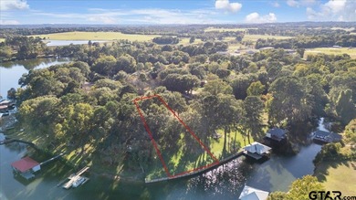 Lake Palestine Lot For Sale in Frankston Texas