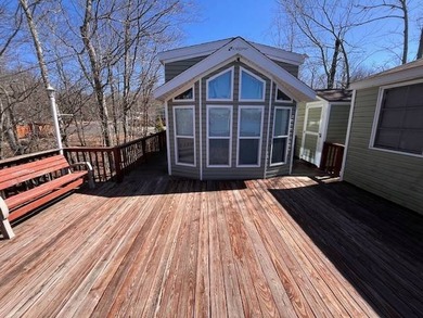 Lake Lot For Sale in Gouldsboro, Pennsylvania