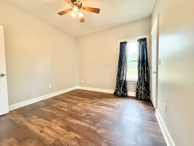 Escape to lake living on the sparkling waters of Lake Seminole! - photo 7