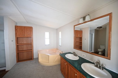 Carolina Country living! This single wide manufactured home - photo 10