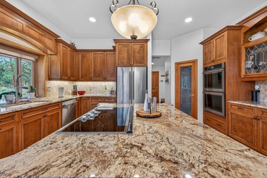Step into luxury w/two beautifully remodeled bathrooms - photo 11
