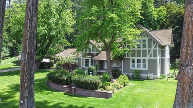 (private lake, pond, creek) Home For Sale in Spokane Washington