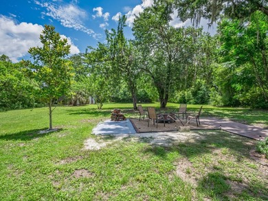 Situated on 2 beautifully fenced acres, this spacious 3-bedroom - photo 31