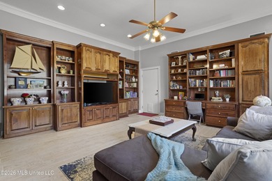 Don't miss out! Take advantage! Beautifully designed home in - photo 32