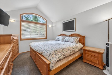 Step into luxury w/two beautifully remodeled bathrooms - photo 36