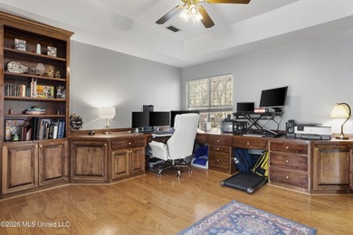 Don't miss out! Take advantage! Beautifully designed home in - photo 37