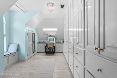 Don't miss out! Take advantage! Beautifully designed home in - photo 46
