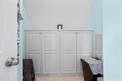 Don't miss out! Take advantage! Beautifully designed home in - photo 47