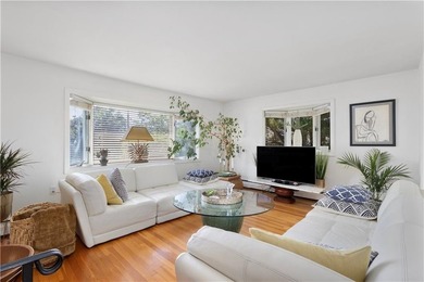 Sunfilled home located on the west side of the island in - photo 2