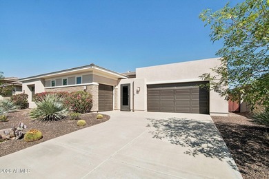 Extensively upgraded Desert Contemporary Toll Brothers home in - photo 1