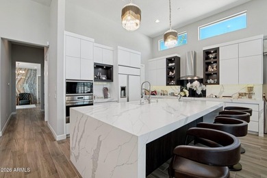 Extensively upgraded Desert Contemporary Toll Brothers home in - photo 5