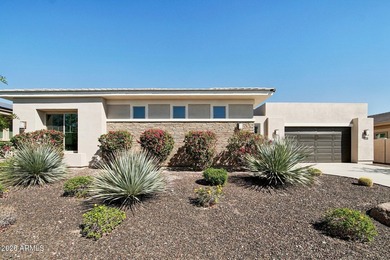 Extensively upgraded Desert Contemporary Toll Brothers home in - photo 7