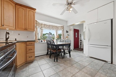 Introducing 7 Disc Lane in the desirable D Section of Wantagh - photo 9
