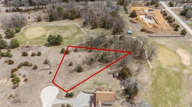 Perfectly positioned along the 14th fairway of the desirable - photo 11