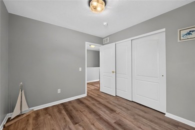 Welcome to this beautifully updated 3-bedroom, 2.5-bath - photo 16