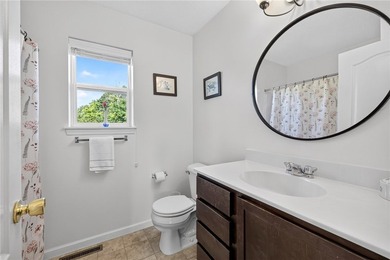 Welcome to this beautifully updated 3-bedroom, 2.5-bath - photo 17