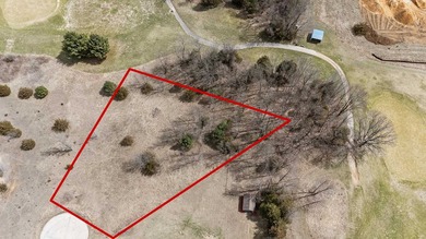Perfectly positioned along the 14th fairway of the desirable - photo 19