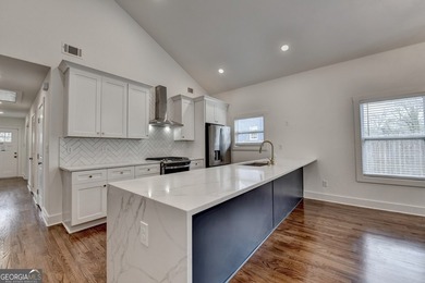 Nestled on a peaceful, quiet street in the heart of East Lake - photo 9