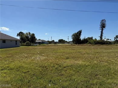 Cape Coral Lakes Area Lot For Sale in Cape Coral Florida