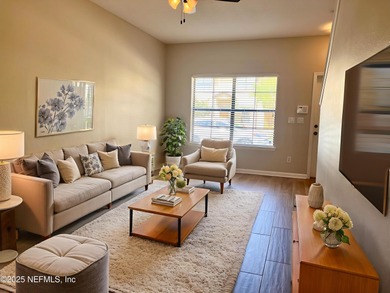 This just- like-New townhouse, has completely NEW kitchen, New - photo 1