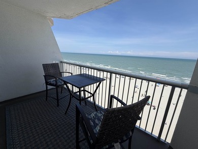 OCEAN FRONT CONDO. Overlooking OCEAN ANNIES BEACH BAR. Amazing - photo 2