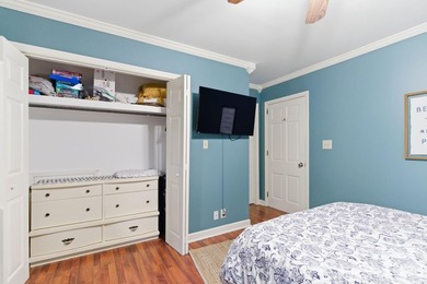 Discover an incredible Lake Tillery retreat with sweeping - photo 11