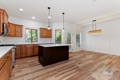 This Beautiful Newly Renovated South Boise Home is Sure to - photo 11