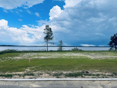 Ross Barnett Reservoir Lot For Sale in Canton Mississippi