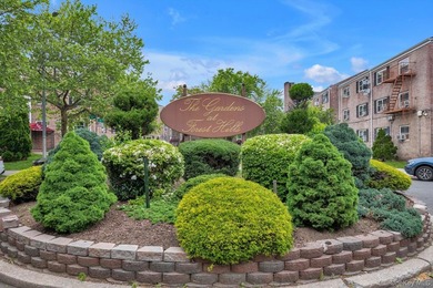 Welcome to this bright and inviting private, well-sunlit - photo 13