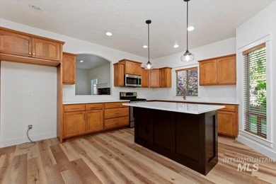 This Beautiful Newly Renovated South Boise Home is Sure to - photo 15