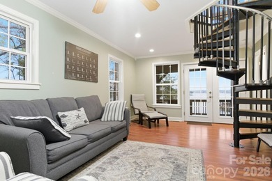 Discover an incredible Lake Tillery retreat with sweeping - photo 16