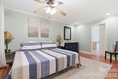 Discover an incredible Lake Tillery retreat with sweeping - photo 20
