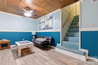 Discover an incredible Lake Tillery retreat with sweeping - photo 27