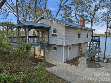 Discover an incredible Lake Tillery retreat with sweeping - photo 31