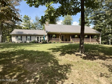 Lake Home Sale Pending in Caryville, Tennessee