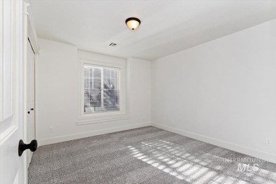 This Beautiful Newly Renovated South Boise Home is Sure to - photo 36