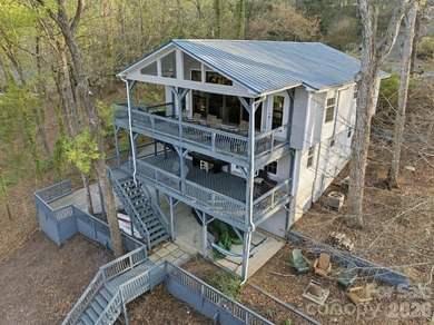 Discover an incredible Lake Tillery retreat with sweeping - photo 39